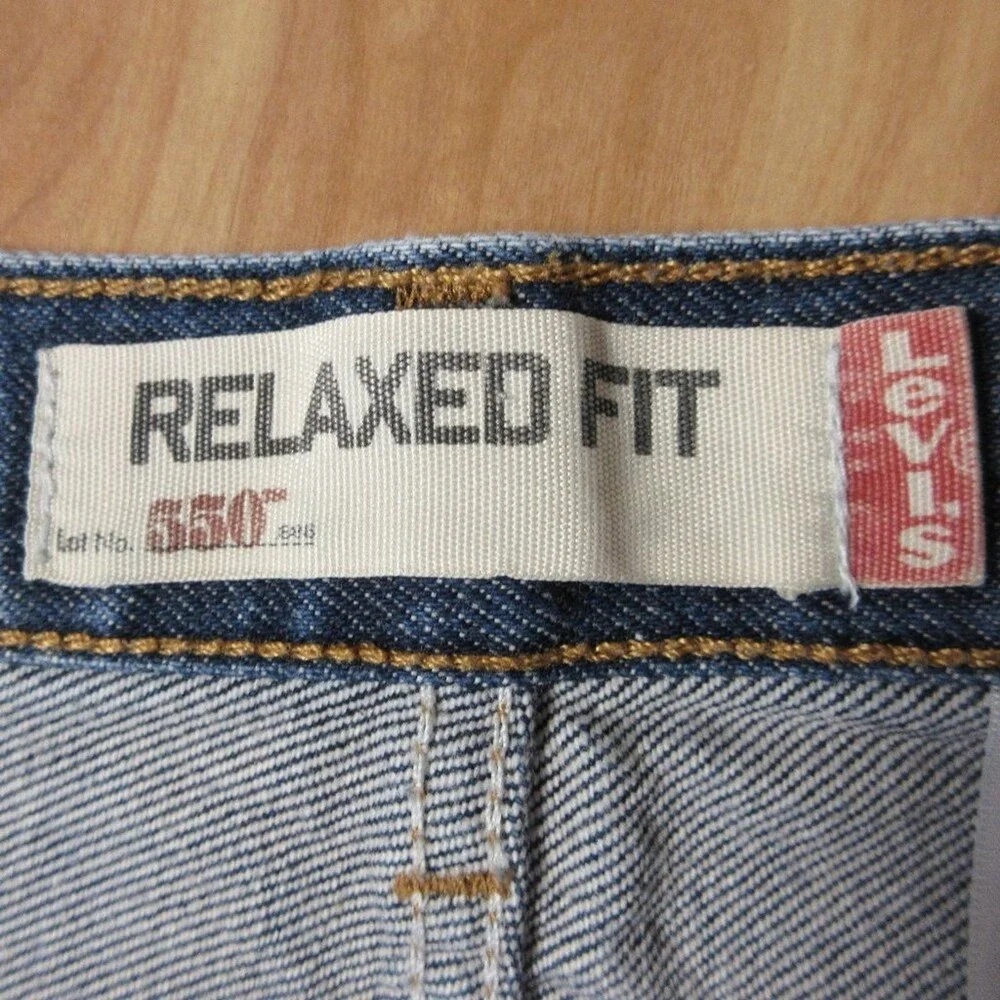 LEVI'S 550 Relaxed Fit Jeans Mens Sz 36x36 Slightly Baggy Non-Stretch Blue Denim